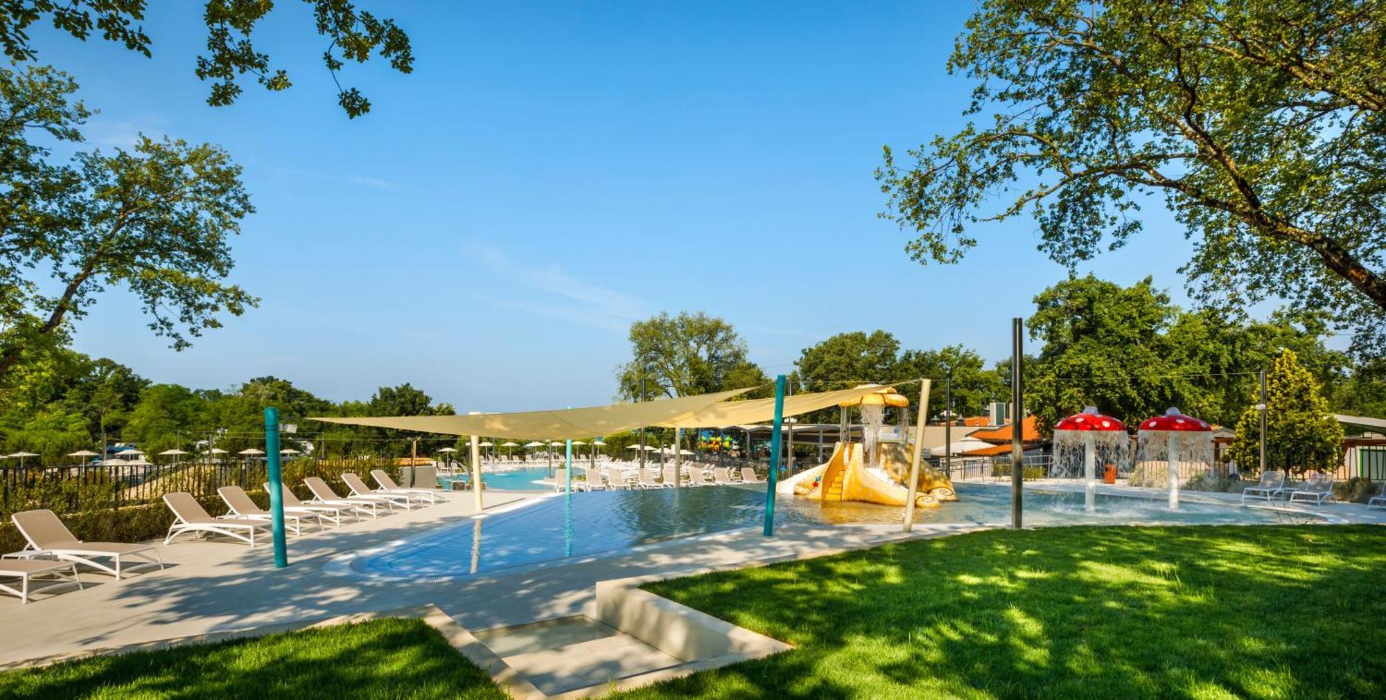 Aminess Planet Camping Maravea Resort - Pitches Novigrad Istria Eksteriør billede